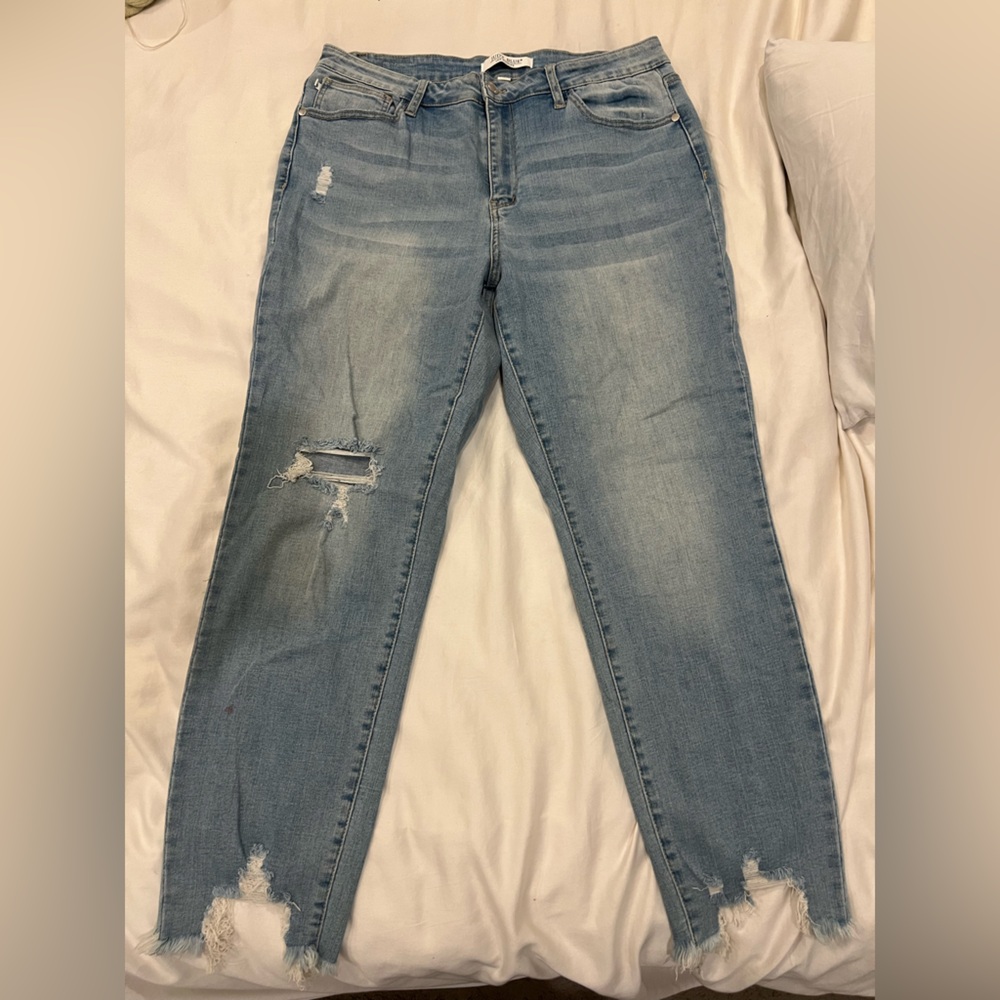 Judy Blue Medium Blue Distressed Skinny Jeans